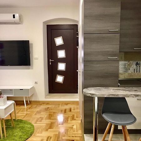 Sweet Studio Apartment Living In Rijeka Eksteriør bilde