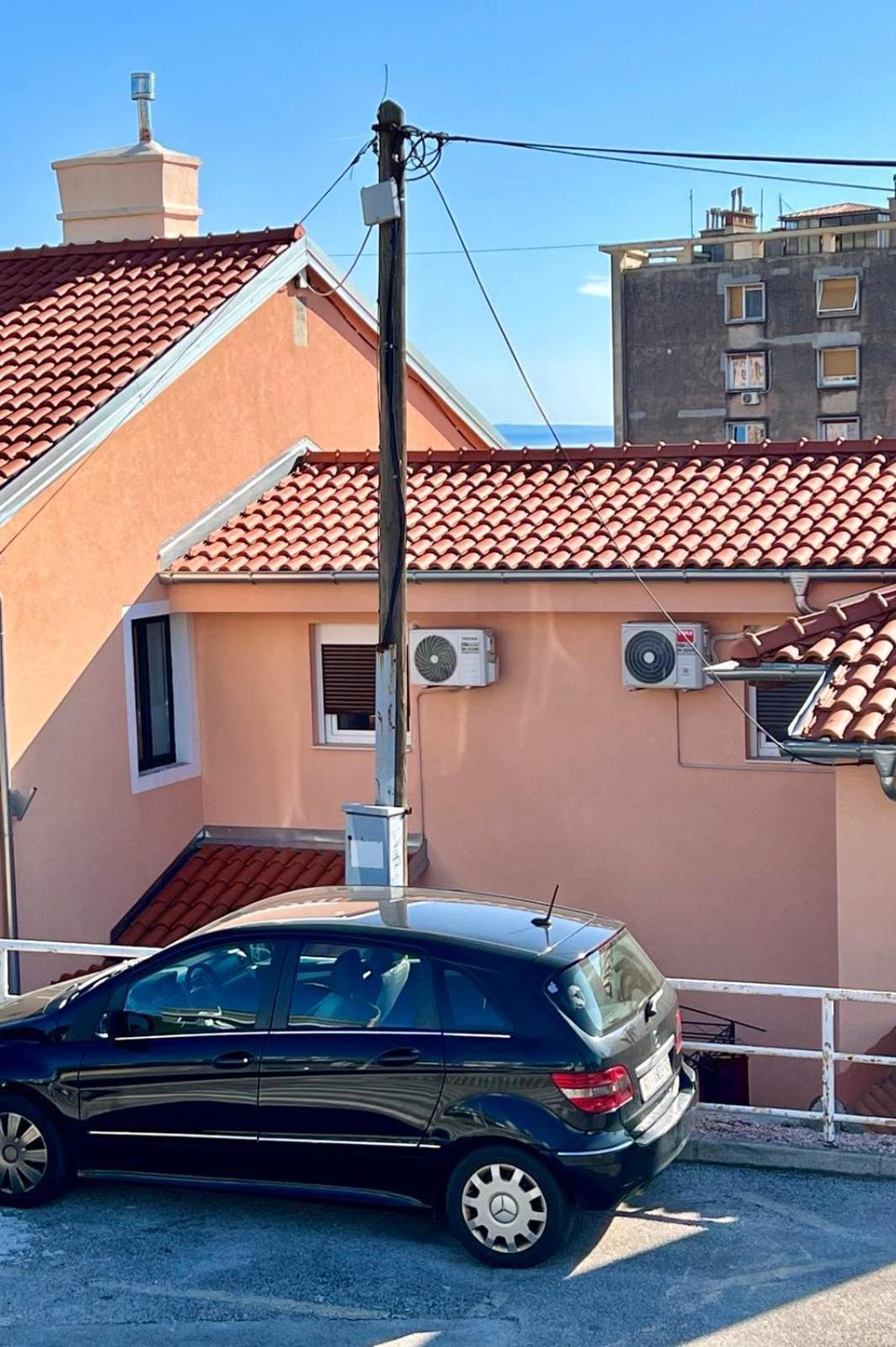 Sweet Studio Apartment Living In Rijeka Eksteriør bilde